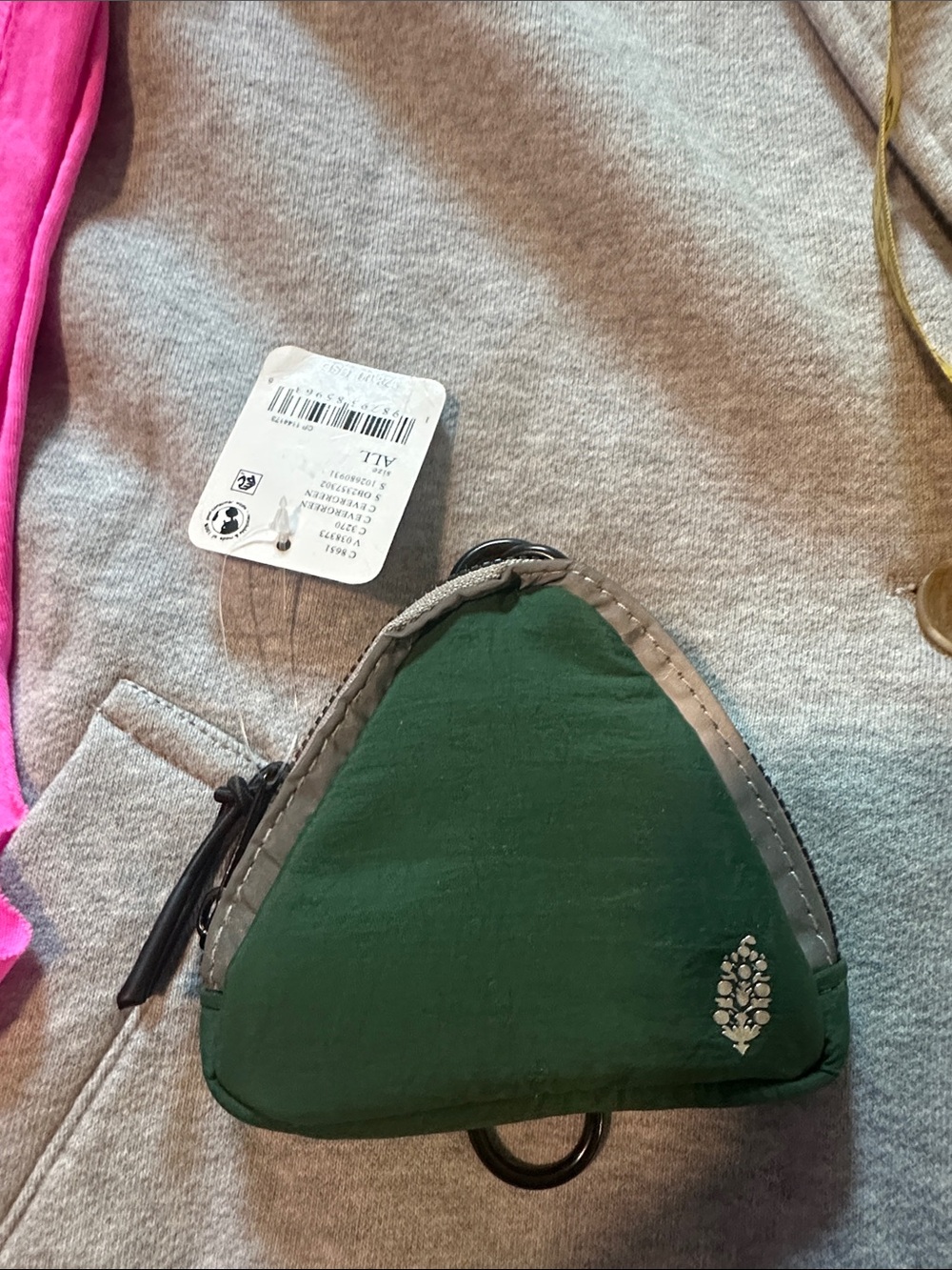 Free People FP Movement CLIPPABLE case green NWT